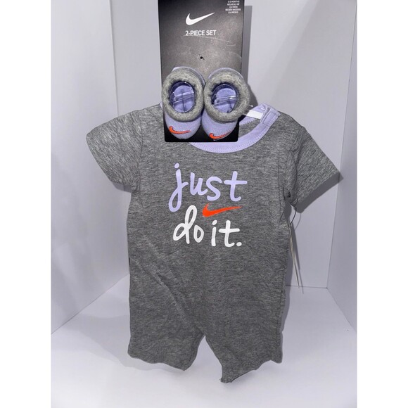 Just Do It Nike one piece with socks set  0-6 mths - Picture 1 of 6